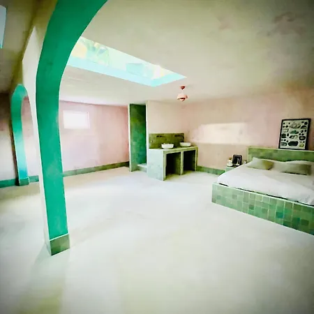 Garage Apartamento Bayona